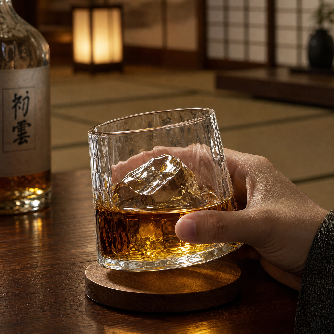 Etched Crystal Whisky Glass with Wooden Box